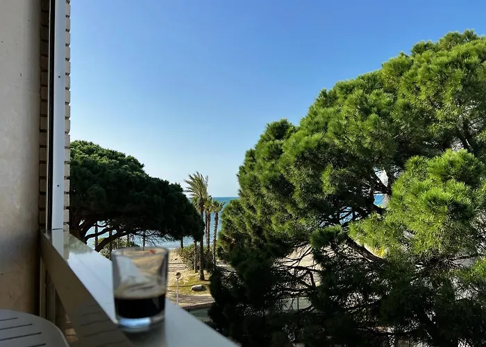 Cambrils140 아파트